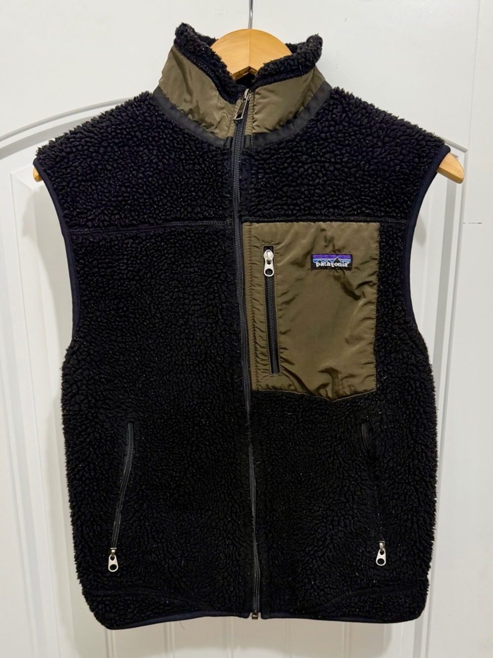 Patagonia Retro-X Men’s Vest Small Deep Pile Fleece Sherpa Black Olive Brown